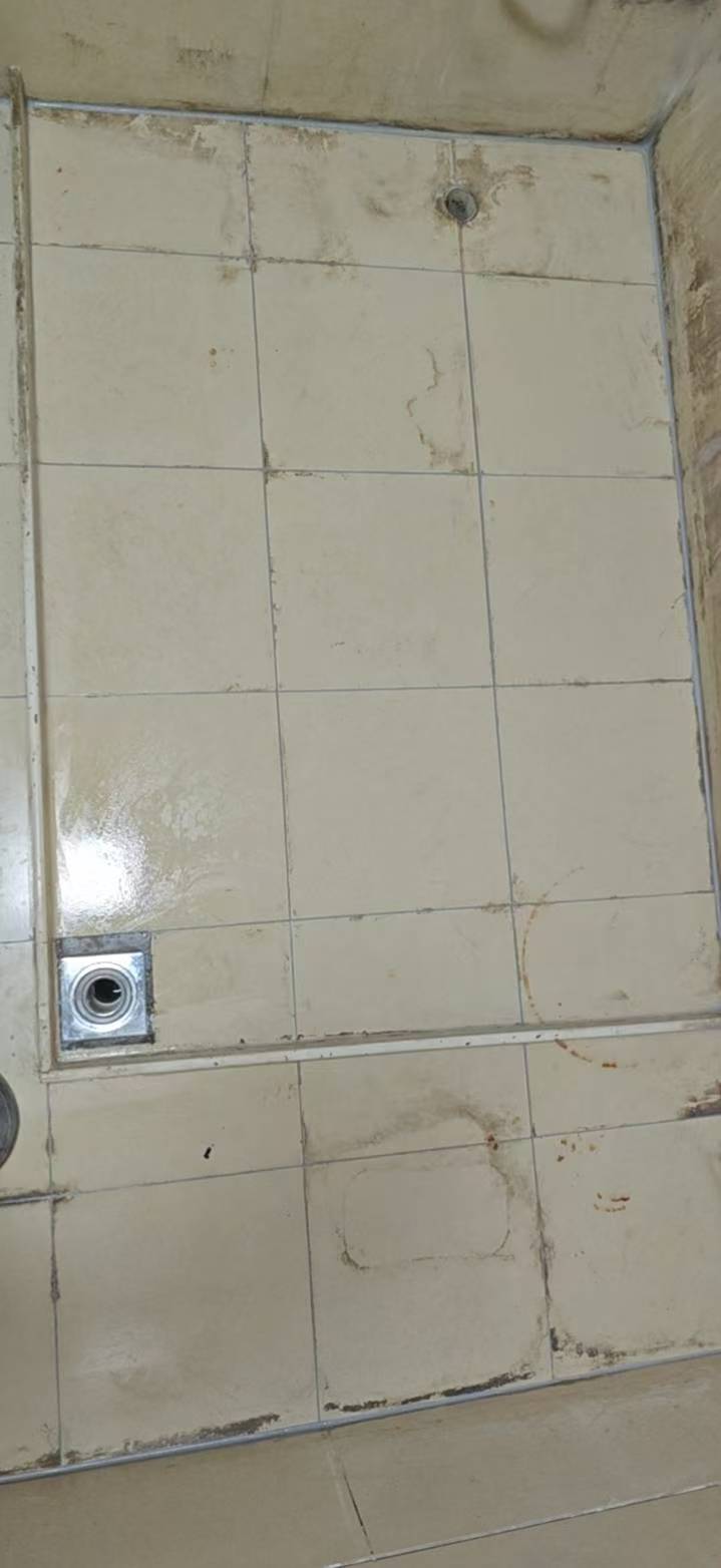 卫生间环氧彩砂填缝