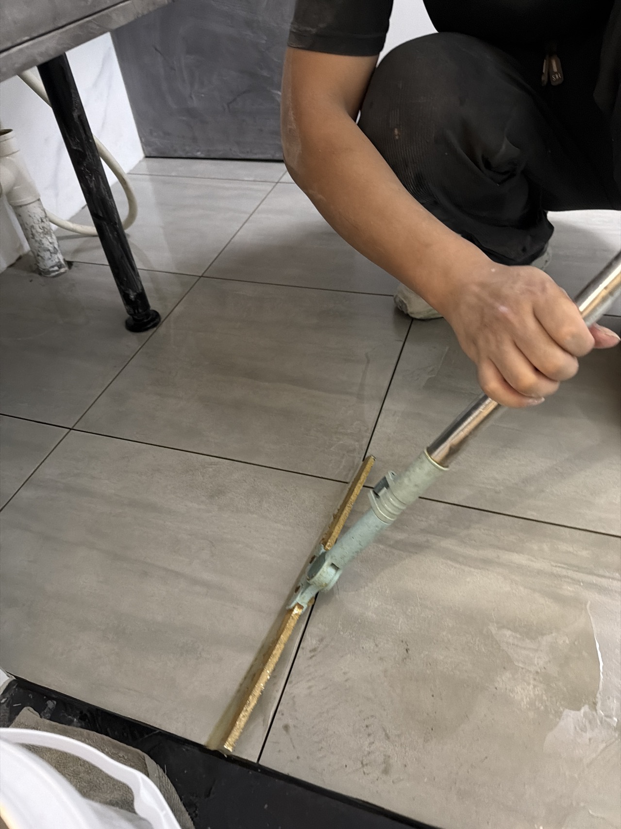 卫生间免砸砖防水施工