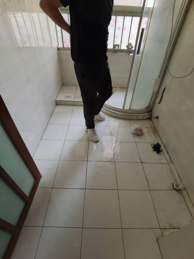 卫生间免砸砖渗透结晶防水