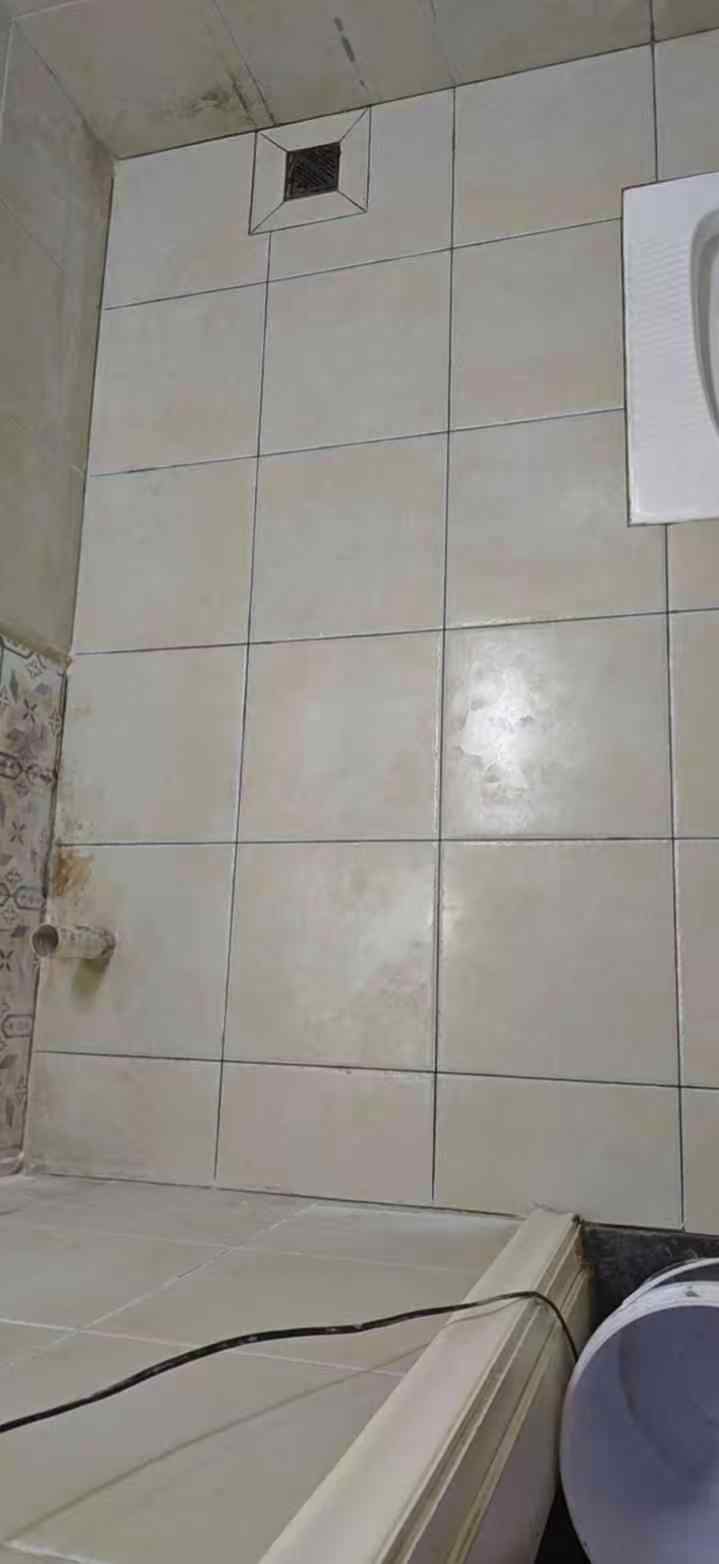 卫生间瓷砖缝切缝处理