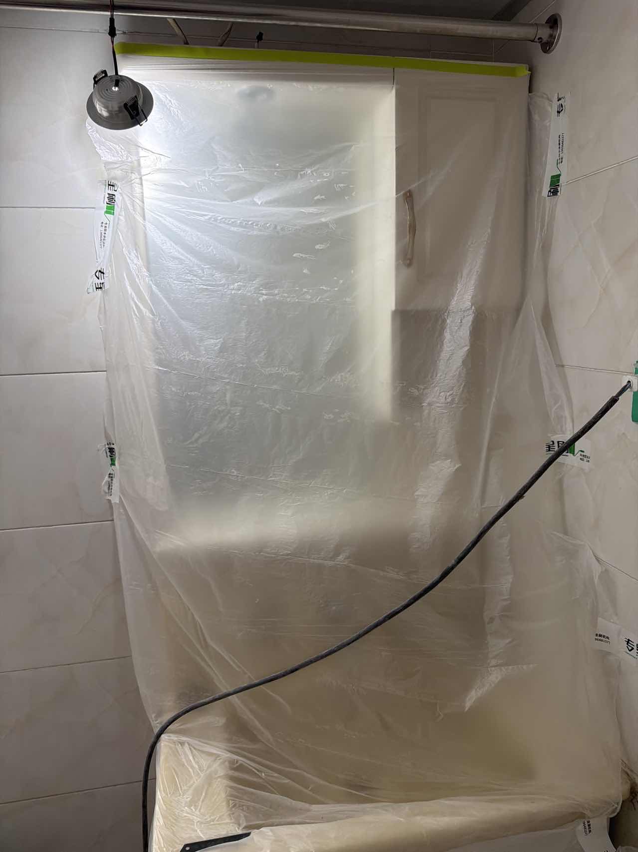 卫生间免砸砖施工现场保护