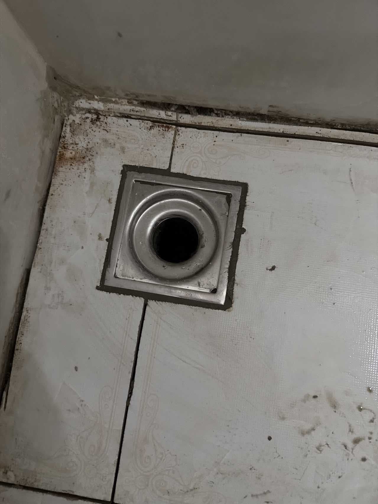 卫生间地漏断层处理后效果