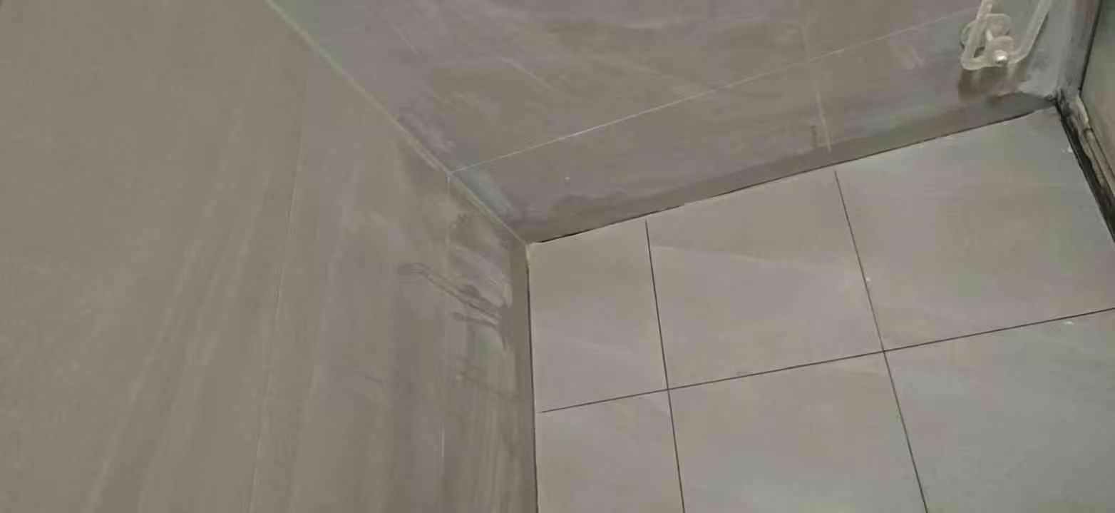 卫生间瓷砖缝切缝清理